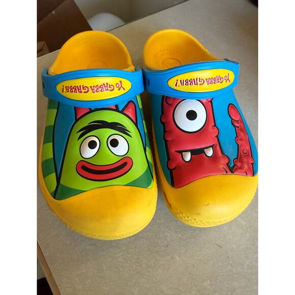 Vintage Yo Gabba Gabba Yellow Kids official Crocs Size 12-13 Rare!